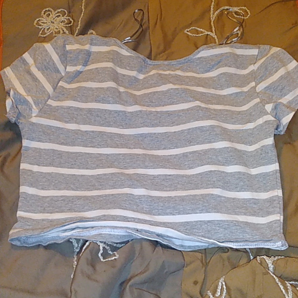 Top - Picture 2 of 2